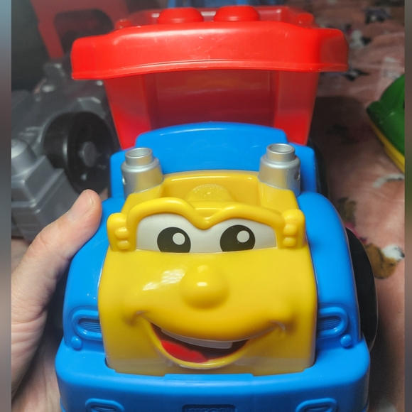 Mega Blok Colorful Toy Car Set for Kids 4 Vehicals! - Picture 10 of 16